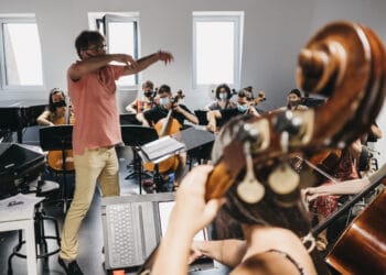Ensayos estos días en Musikene con la Joven Orquesta de Euskal Herria y apoyo de músicos de la Filarmónica de Luxemburgo. Fotos: Santiago Farizano