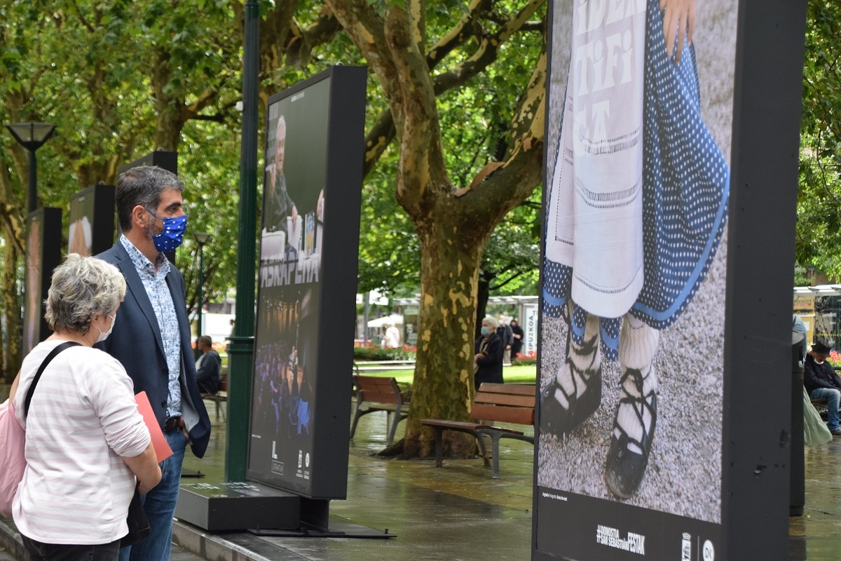 Eneko Boule 'Consume Kultura' en el Boulevard donostiarra
