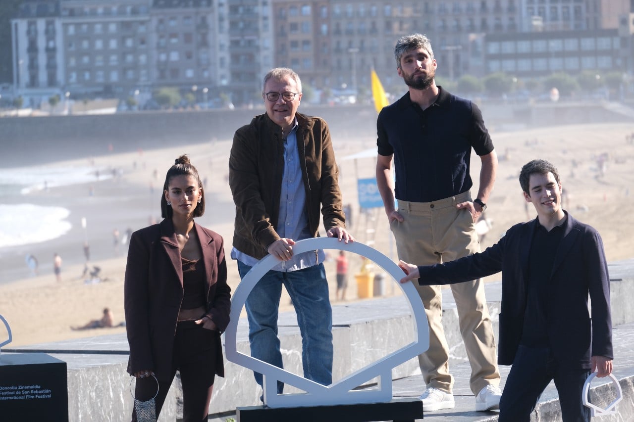 Quinquis de los de antes y amor adolescente en 'Las leyes de la frontera'