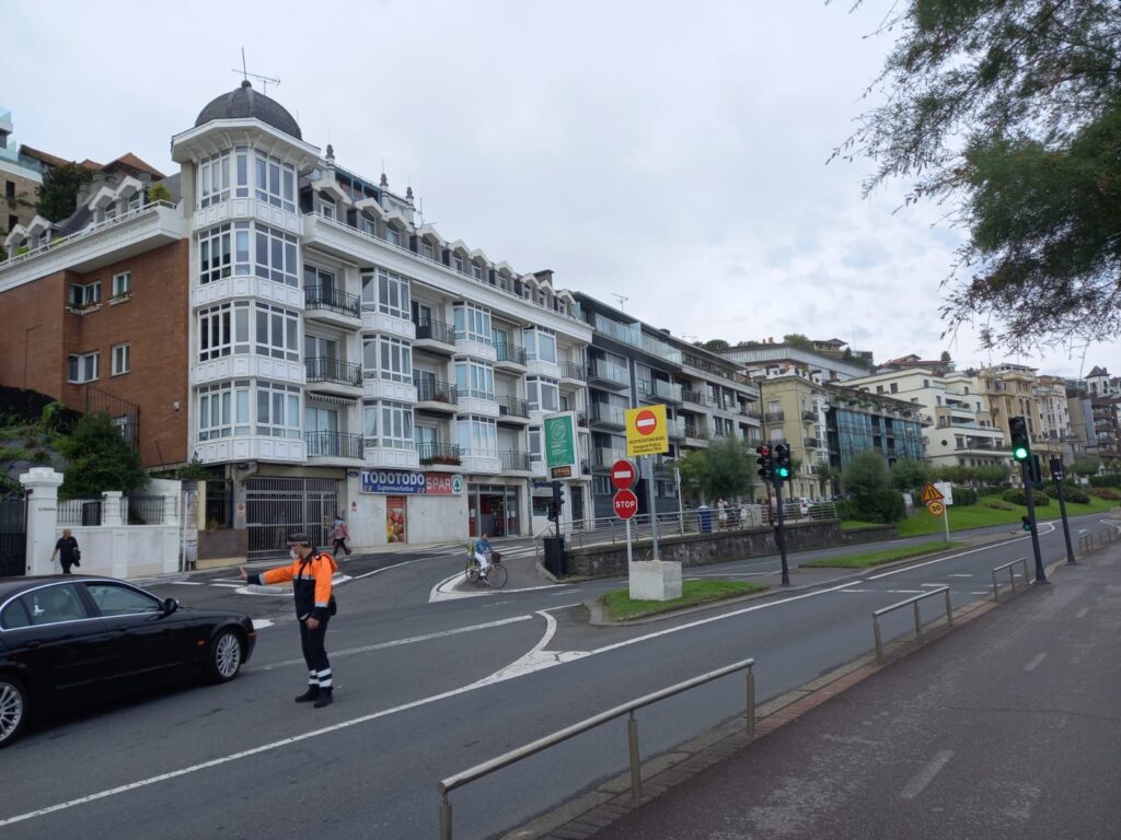 cierre2 Boulevard y Paseo de la Concha cierran al tráfico el domingo por la mañana