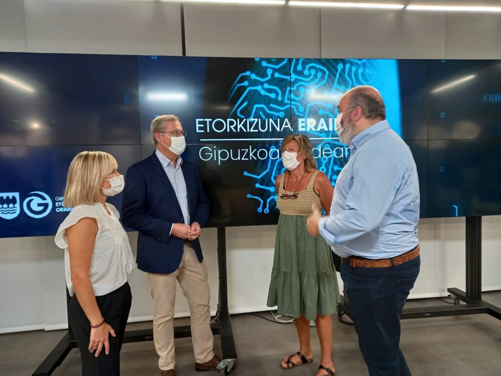 Etorkizuna Eraikiz apoya 17 nuevos proyectos marcados por su "carácter comunitario" 2 etorkizuna Etorkizuna Eraikiz apoya 17 nuevos proyectos marcados por su "carácter comunitario"