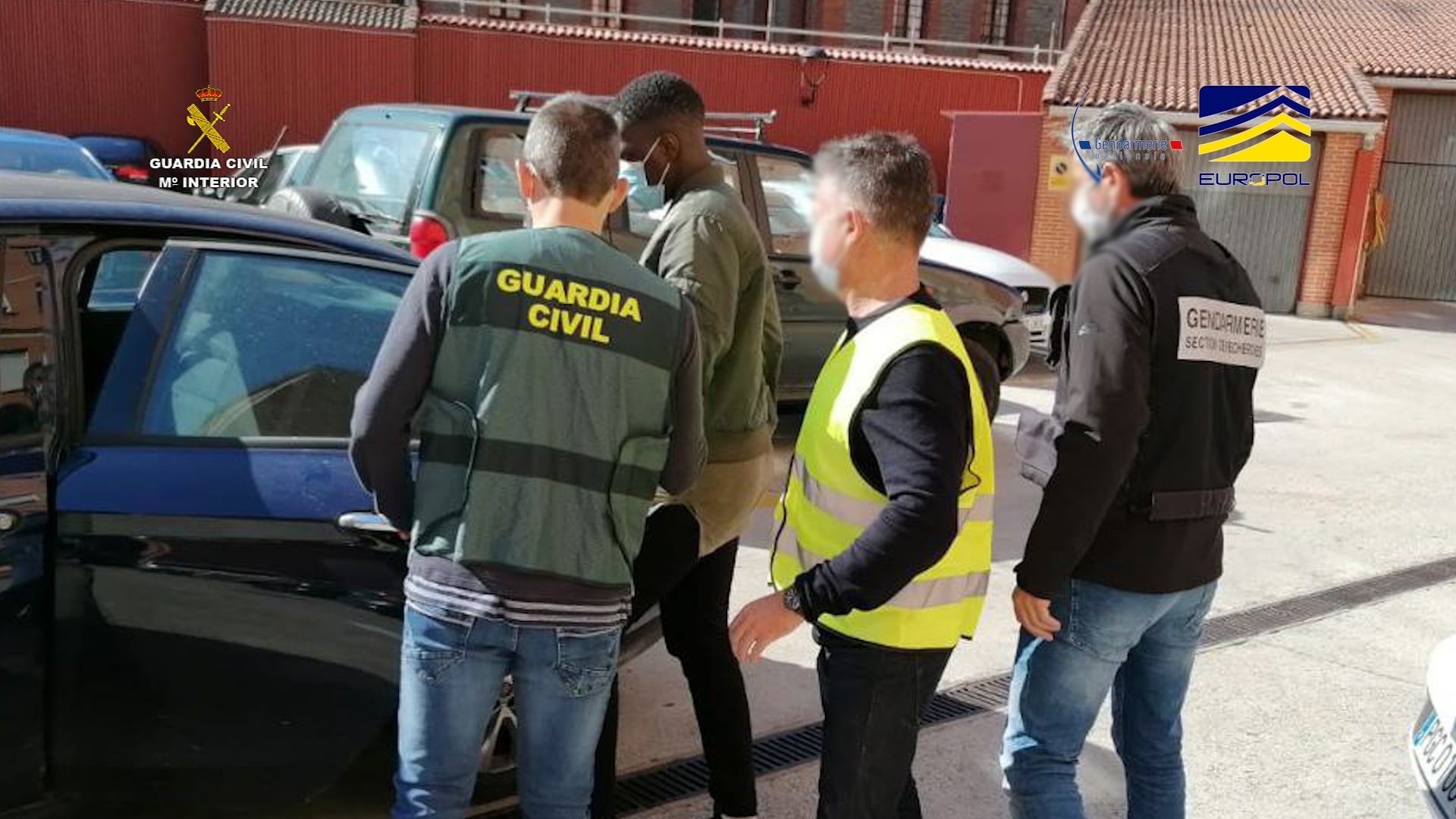 2021 10 25 op.poltsa 03 - Siete detenidos en Gipuzkoa, Bizkaia y Navarra por pasar migrantes a Francia