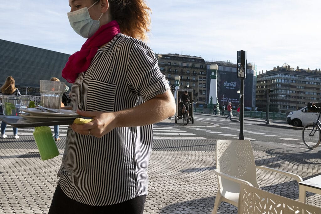 DSCF6202 Covid: Los positivos suben un 24% en Euskadi y los pacientes un 41% en una semana