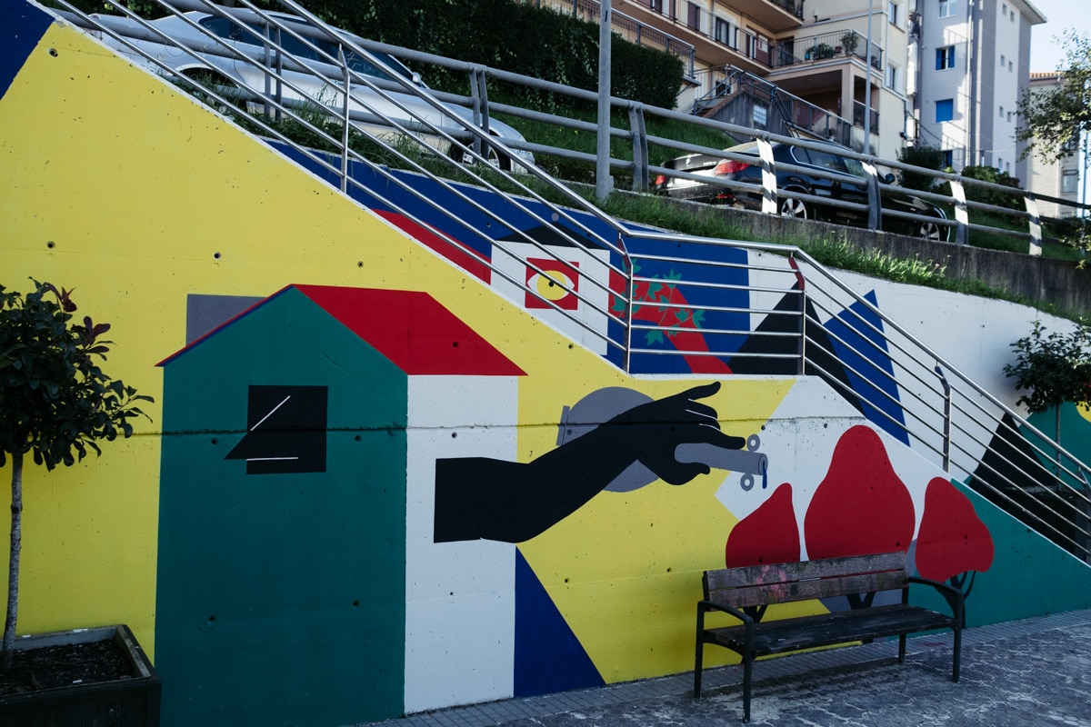 DSCF6208 Altza Apain pone color y belleza al barrio