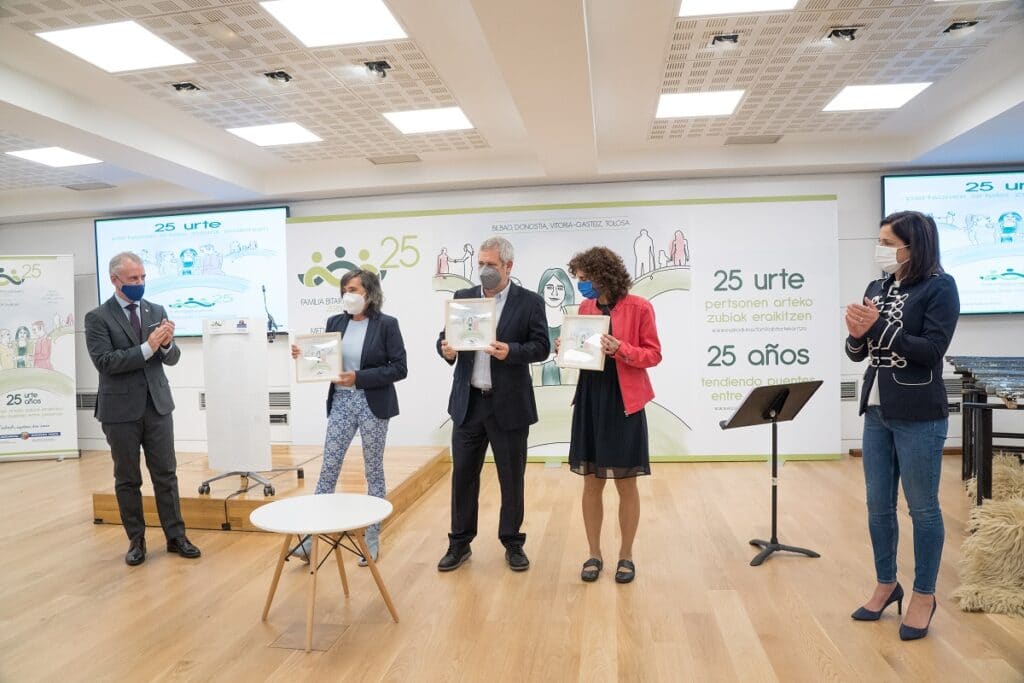 Mediacion familiar Casi 10.000 familias llegan a acuerdos gracias al servicio vasco de mediación
