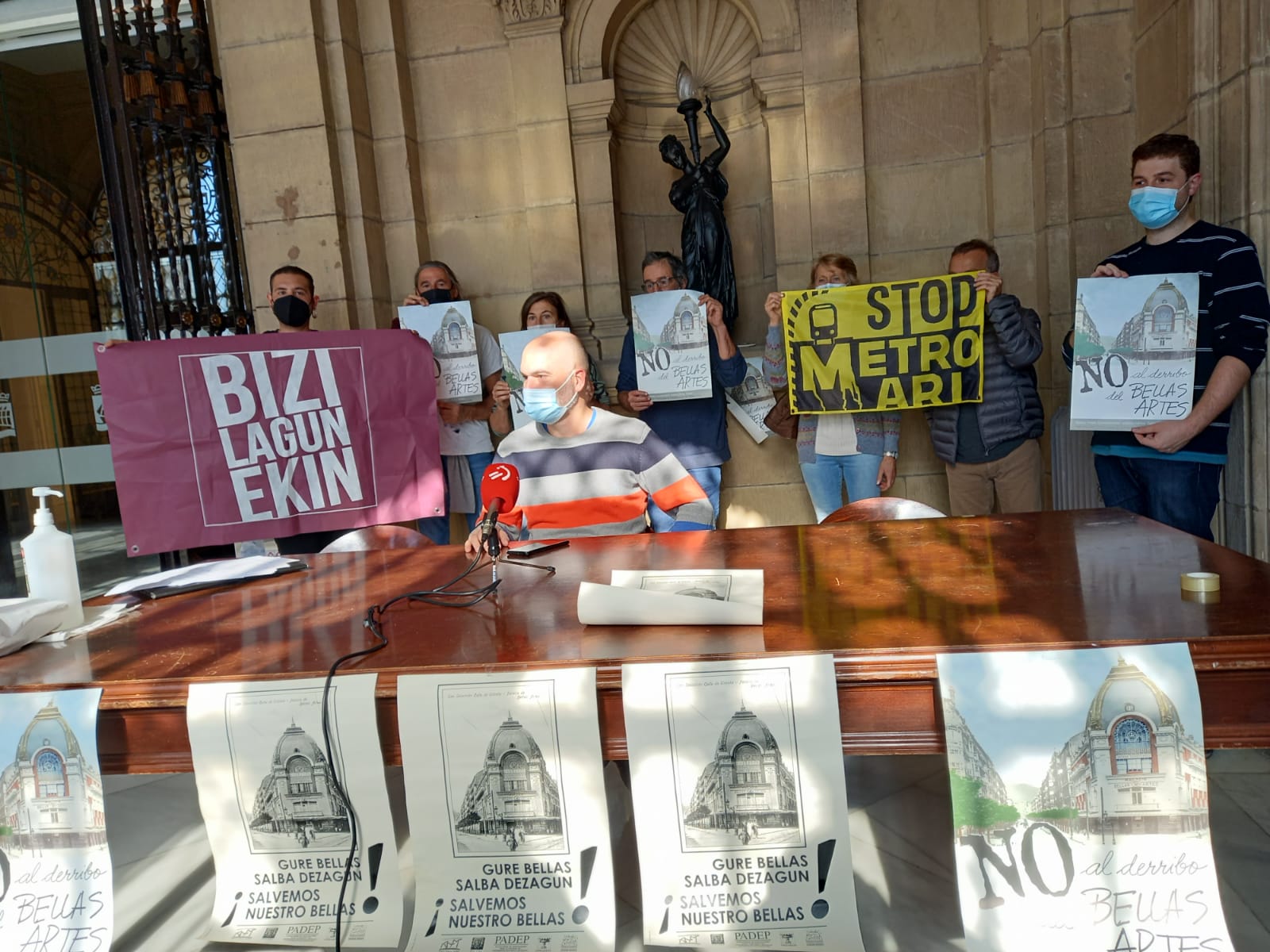 asociaciones Bellas Artes: Doce asociaciones convocan el sábado una marcha contra la obra