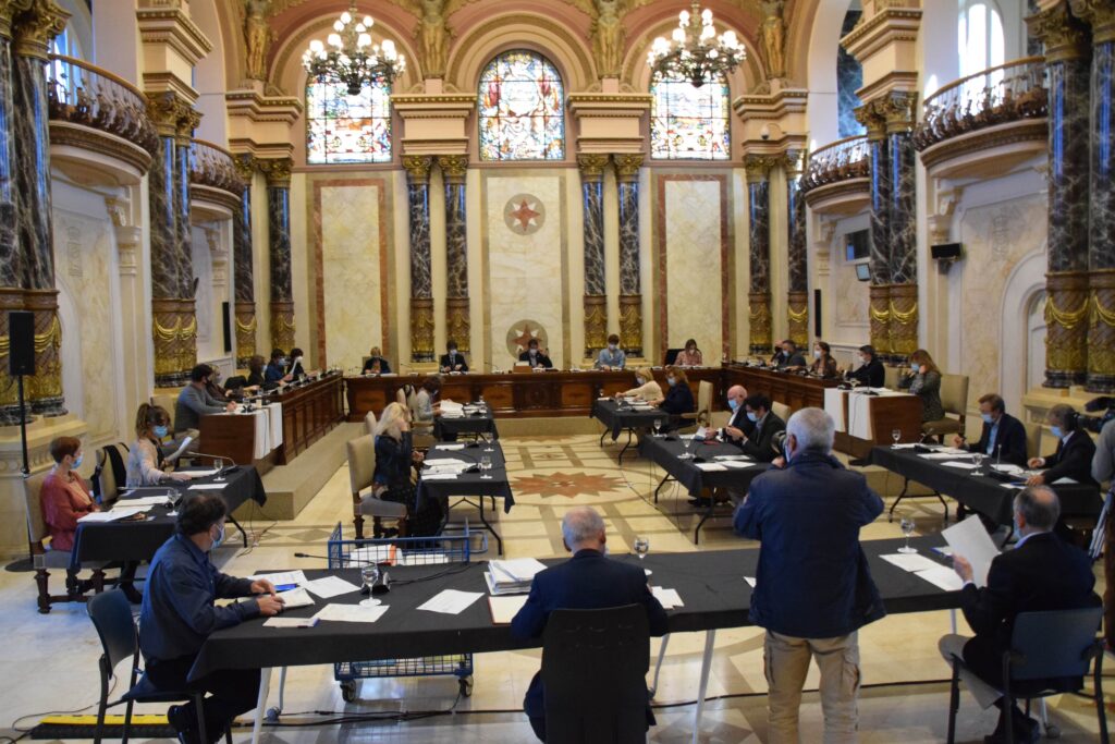 pleno politica general Elkarrekin Donostia pone el foco en las comercializadoras de pisos turísticos