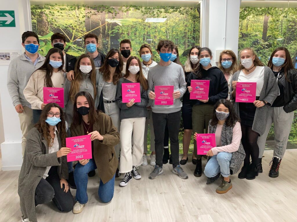 Deutsche Schule El colegio alemán de Donostia colabora con Juneren Hegoak en su nuevo calendario