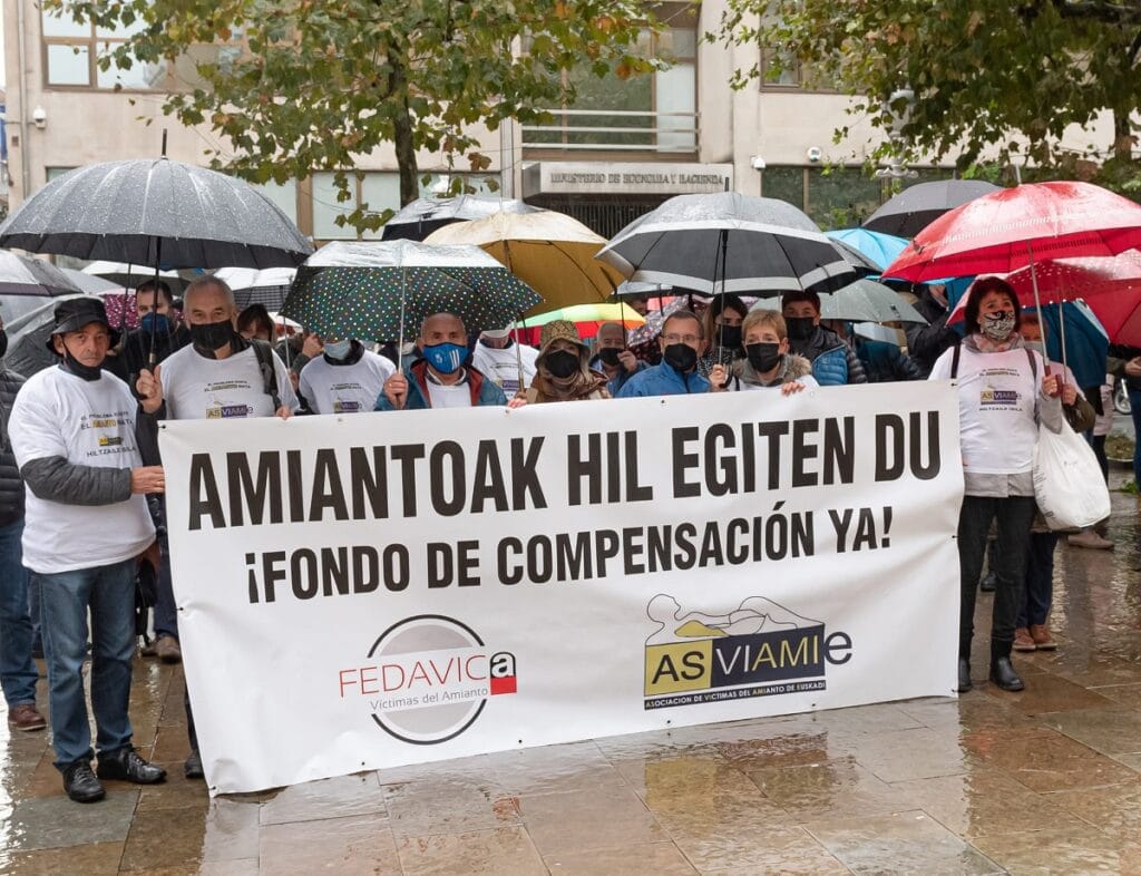FOTO 01 Amianto: Concentraciones en Euskadi para pedir el fondo de compensación