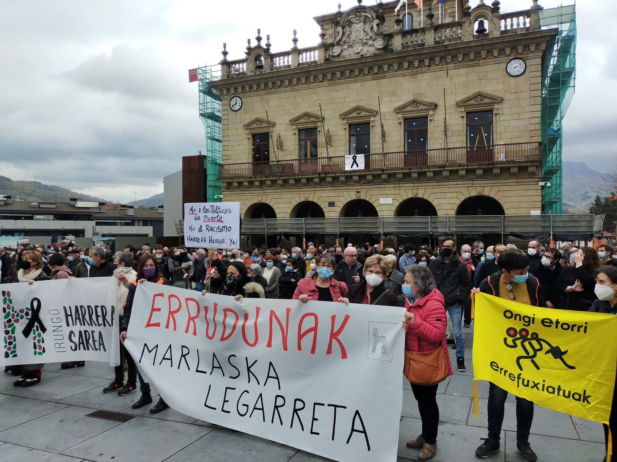 Irun refugiados Dolor y denuncia en Irun por la nueva muerte de un migrante en el Bidasoa