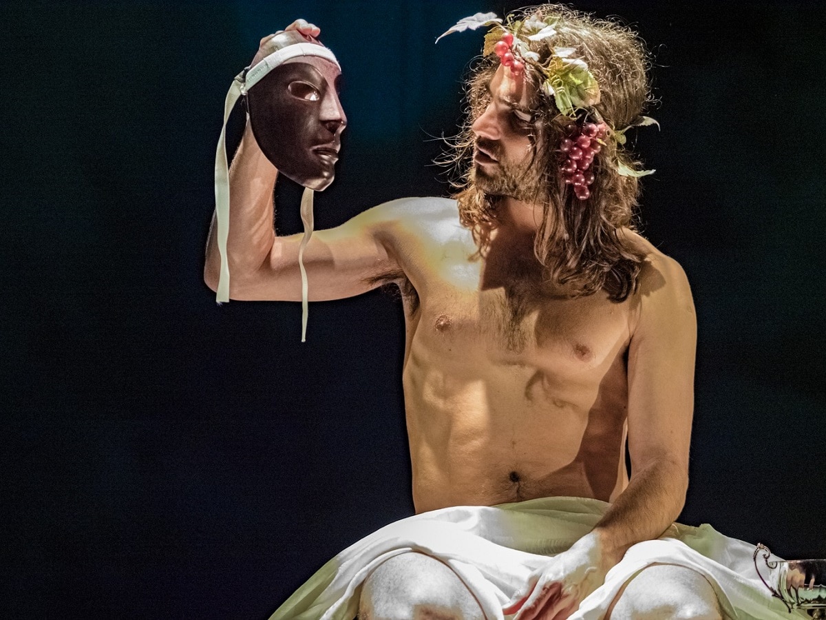 PHOTO 2021 03 19 08 20 24 1 Xabi 'Jabato' Lopez presenta su obra Apotheòsis Buffo en Pasai Donibane