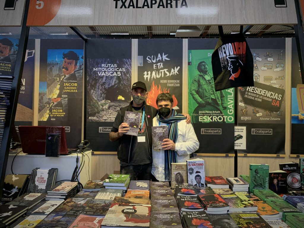 Aitor Ventureira 1 "Animamos a sacudirse la pereza y salir al encuentro de nuestra mitología"