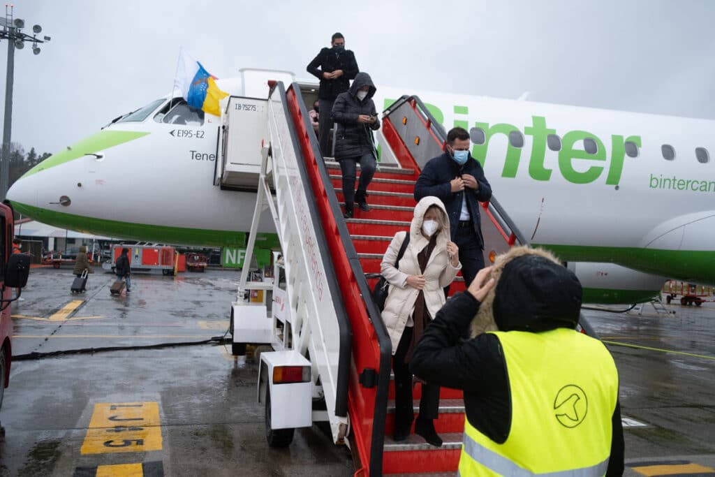 DSCF8776 El aeropuerto de Hondarribia estrena su nueva ruta regular a Canarias