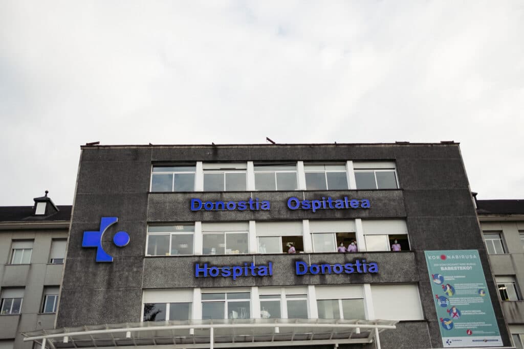 DSCF9569 La presión hospitalaria obliga a ampliar hasta 427 las camas UCI en Euskadi