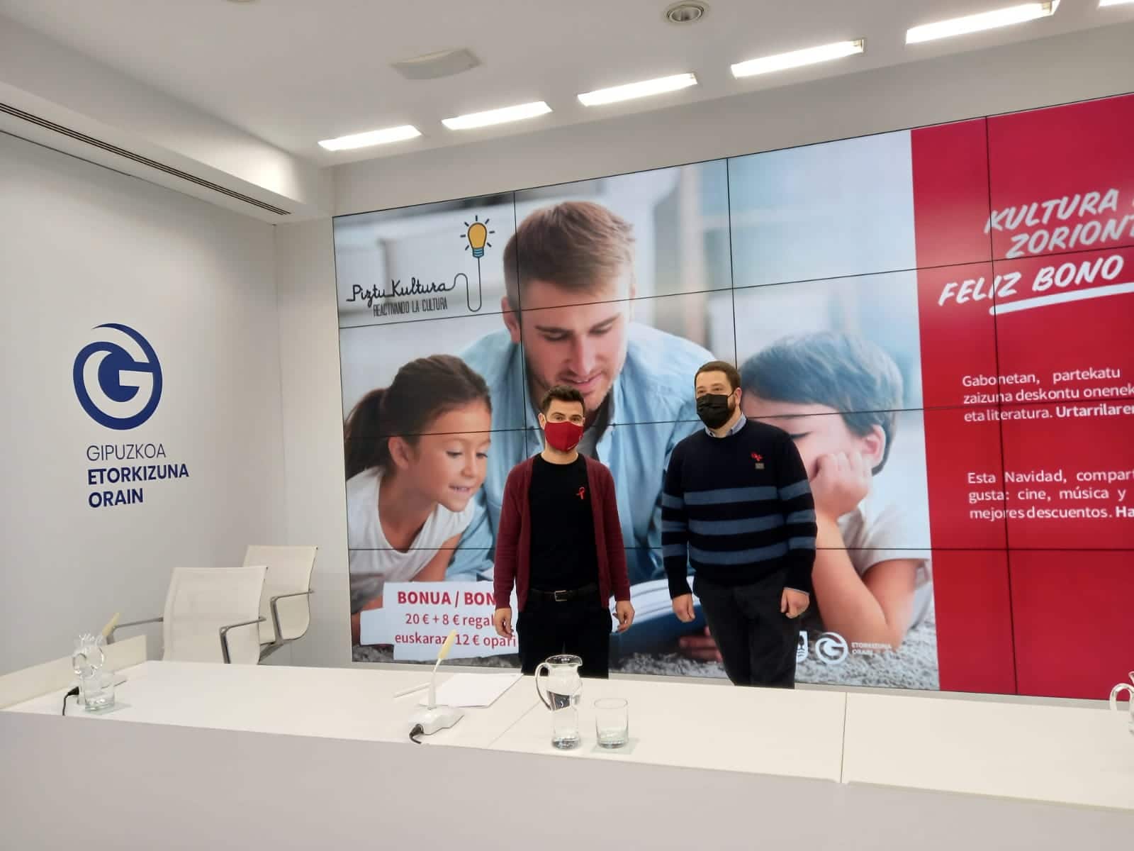 bono kultura 2021 A la venta 8.700 'bonos kultura' para incentivar la compra de literatura, música y cine