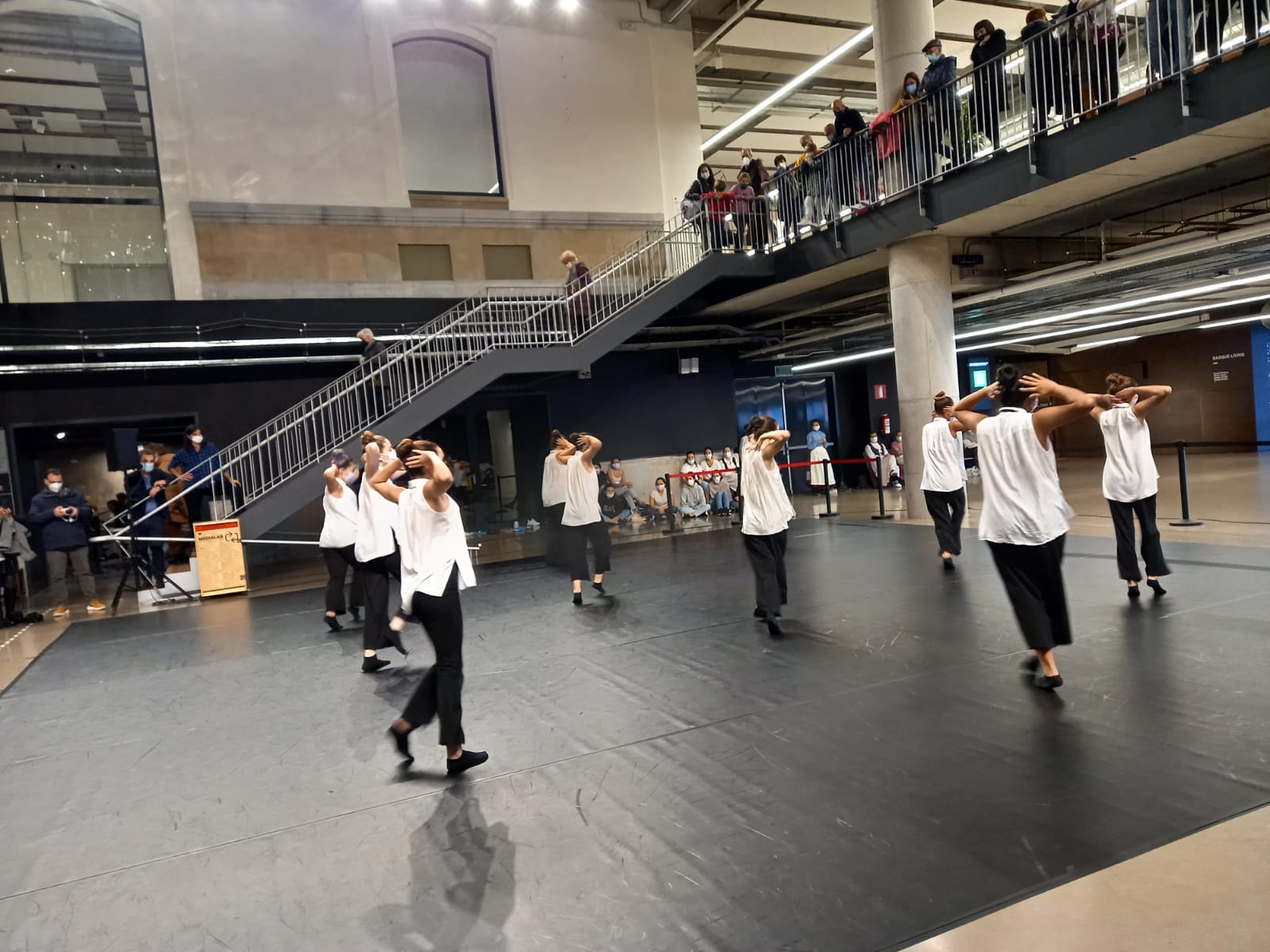 tabaka1 Danza en Tabakalera en el Día de la lucha contra el sida