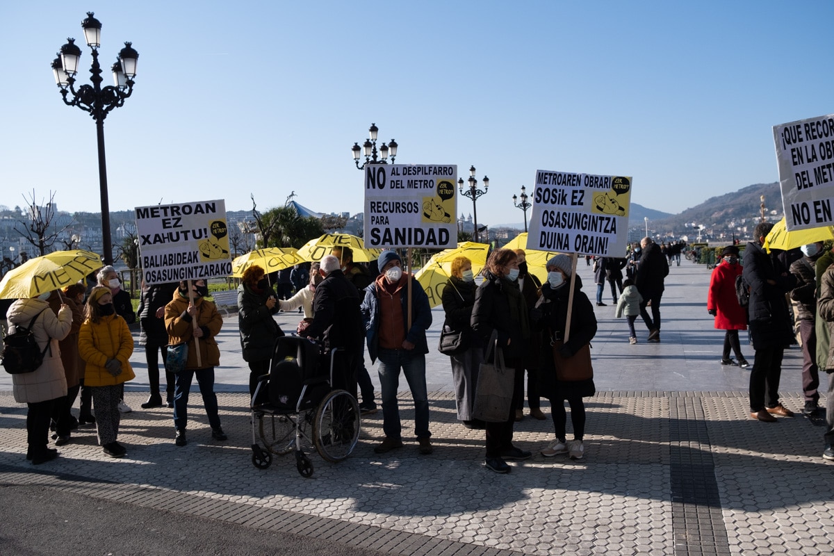 DSCF4116 Miles de personas "contra el desmantelamiento de Osakidetza"