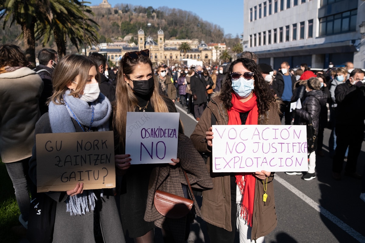 DSCF4232 Miles de personas "contra el desmantelamiento de Osakidetza"