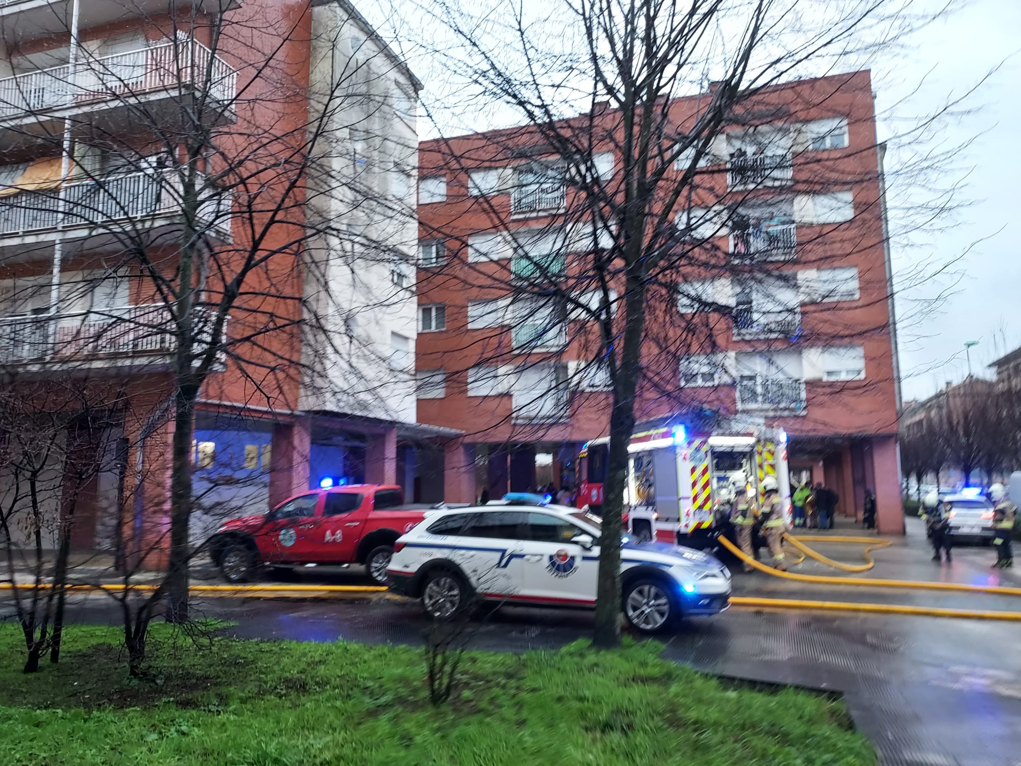 IMG 20220109 WA0015 Incendio en la calle Antziola de Hernani