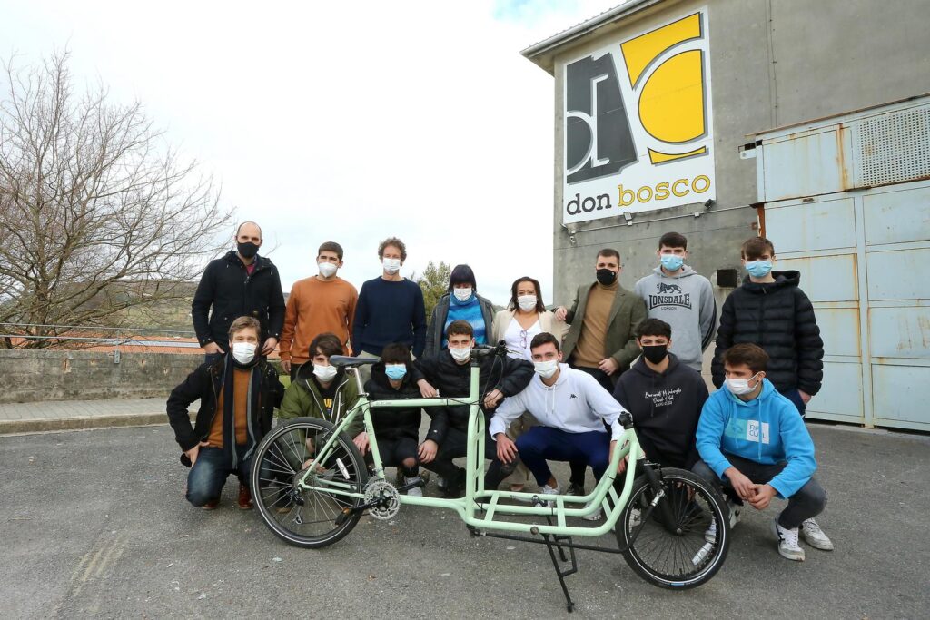 Alumnos de Don Bosco diseñan una bici para fomentar el reparto de mercancías 15 bici cargo Alumnos de Don Bosco diseñan una bici para fomentar el reparto de mercancías