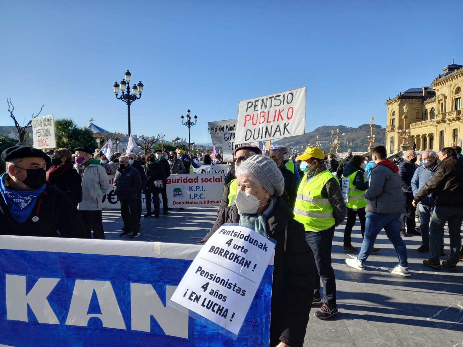 pensionistas5 - Los pensionistas gipuzkoanos celebran en la calle sus cuatro años más reivindicativos