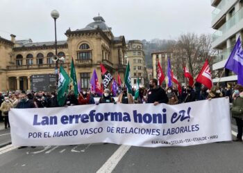 Imagen de la manifestación de Donostia. Foto: LAB