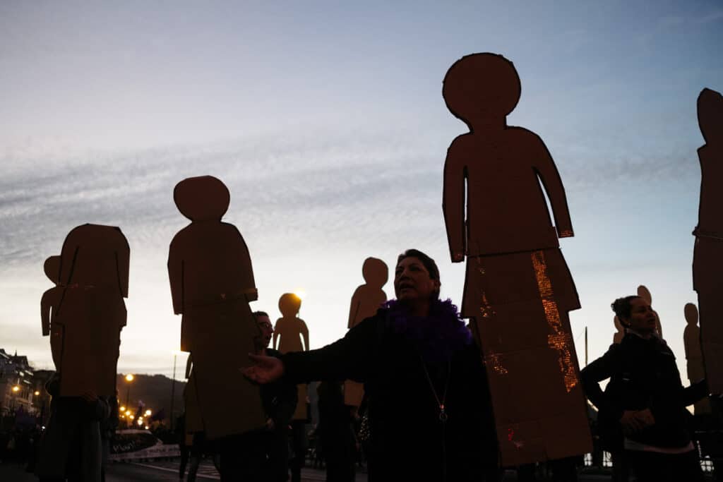 DSCF8688 Víctimas de Kote Cabezudo hacen un llamamiento a las asociaciones feministas