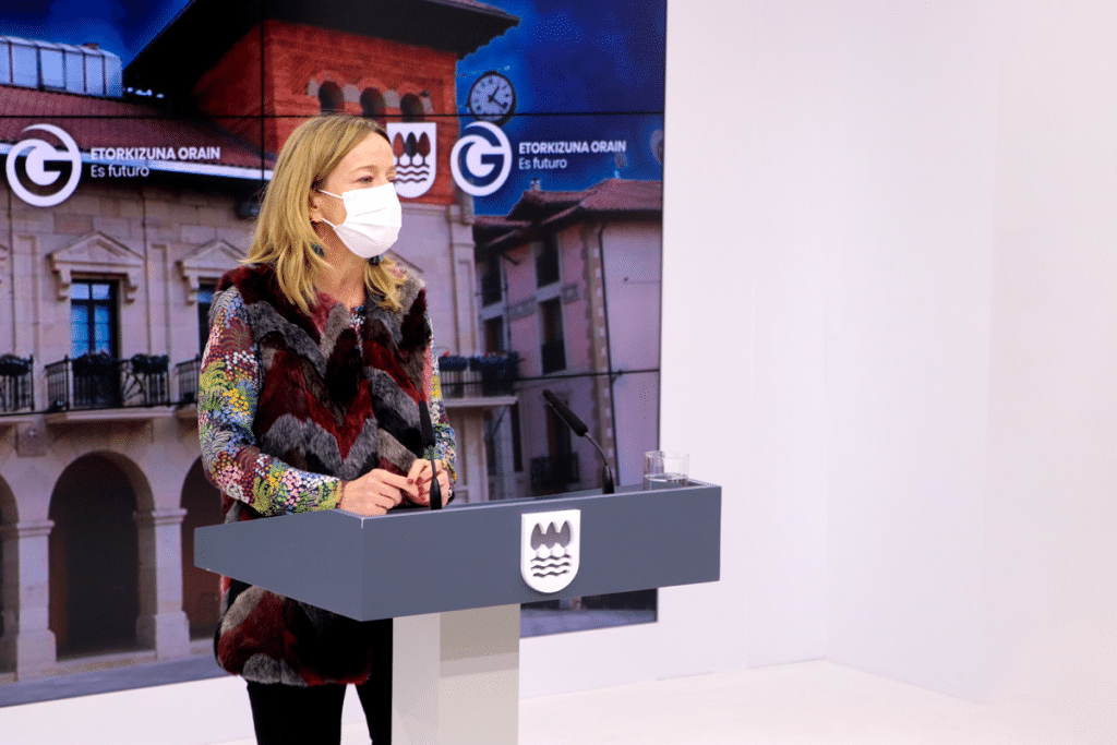 Eider Mendoza 1.2 Comienza con 34 comercios la experiencia piloto de Beasain para racionalizar horarios