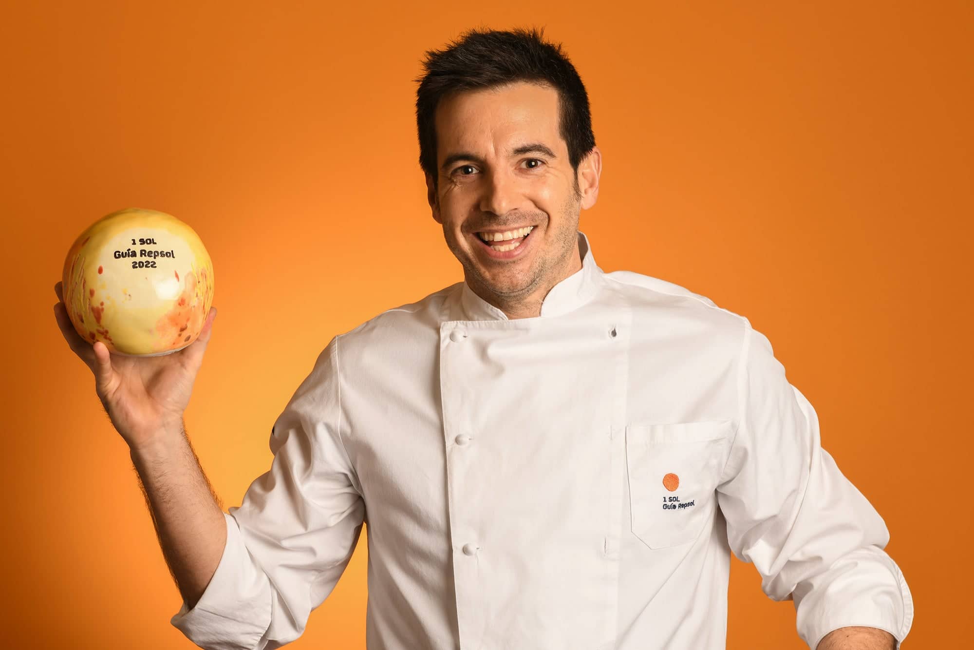 Inigo Pena Narru Los Soles de Repsol premian a Narru (Donostia), Ama (Tolosa) y Katxiña (Orio)