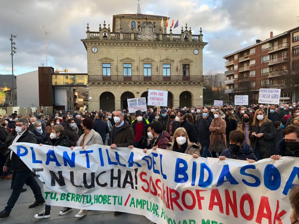 OsasunBidasoamarcha Irun celebra que Salud se replantee el cierre de los quirófanos del Bidasoa
