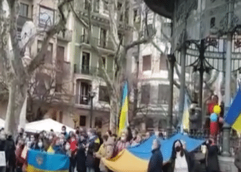 Imagen de la concentración por paz en Ucrania (vídeo en el interior). Vídeo: DonostiTik