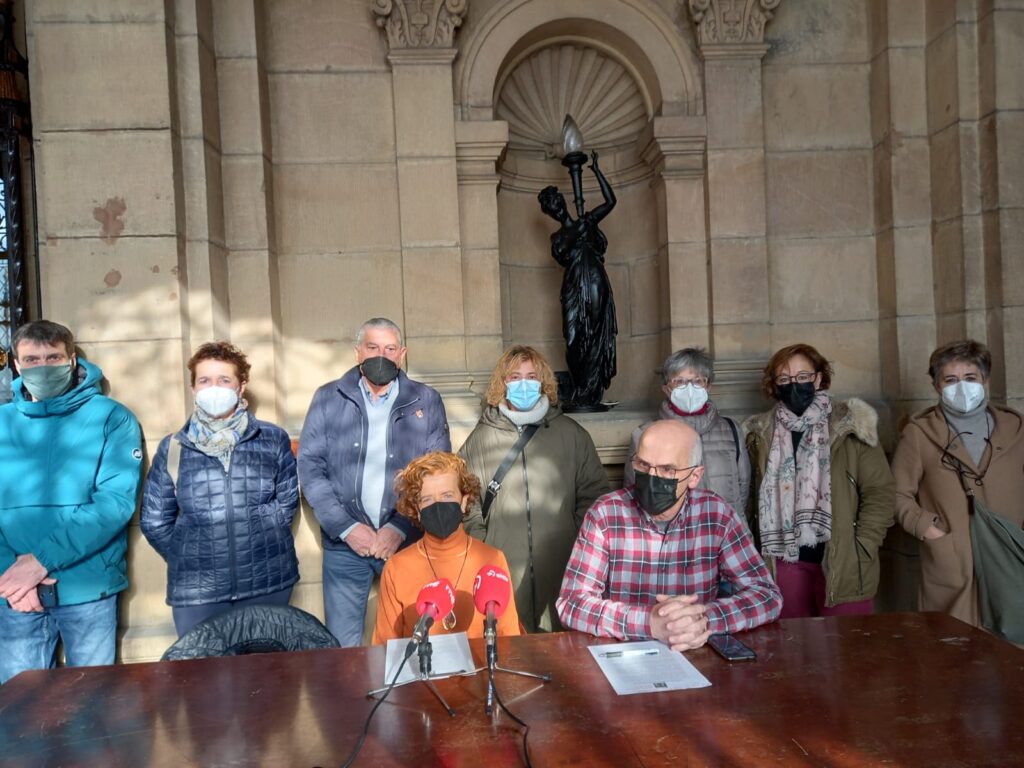 gipuzkoakosenideak Familias de las residencias piden un encuentro con Markel Olano
