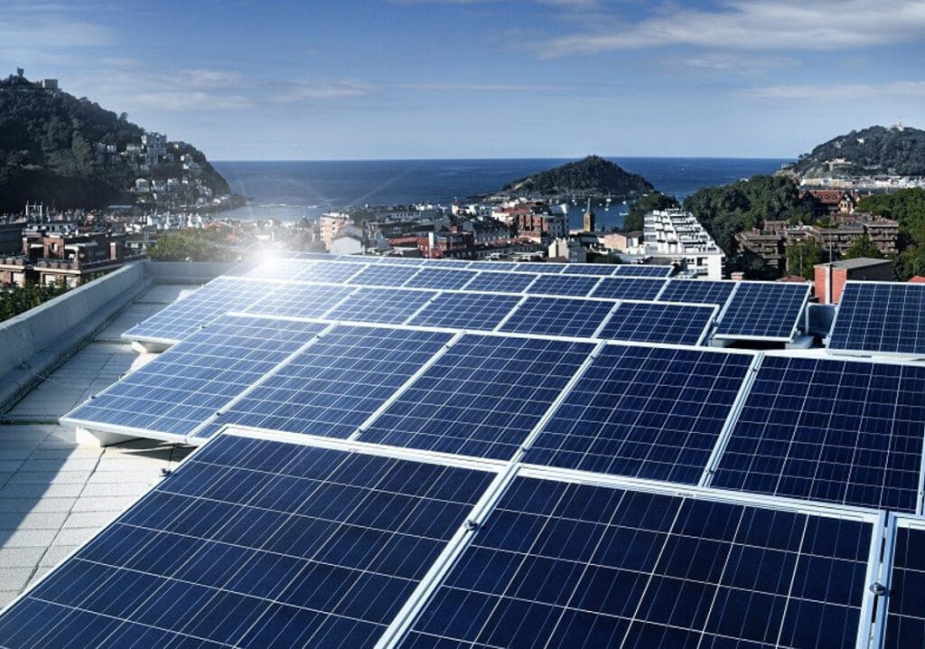 Gipuzkoa activa la fiscalidad verde para fomentar la compra de placas solares 10 placas fotovoltaicas Gipuzkoa activa la fiscalidad verde para fomentar la compra de placas solares