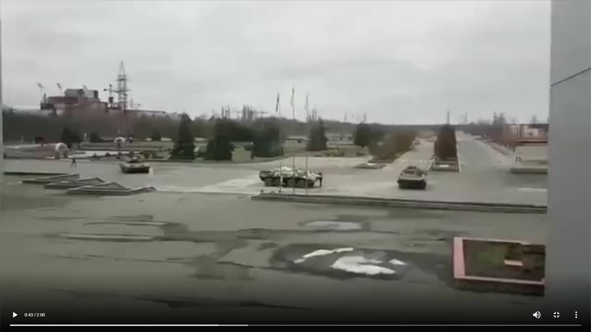 Euskadi trabaja para que los vascos de Ucrania "lleguen a un punto seguro" 1 ucrania tanques Euskadi trabaja para que los vascos de Ucrania "lleguen a un punto seguro"