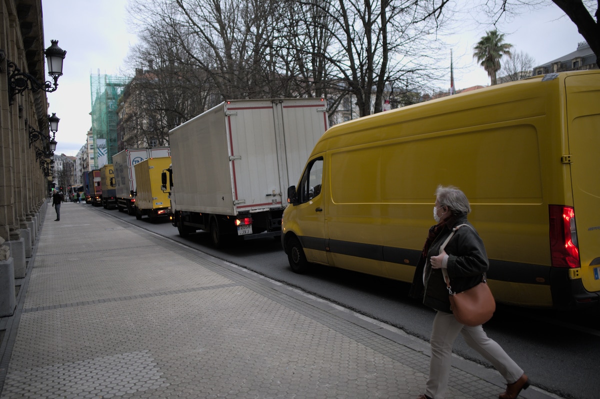 DSCF6489 Caravana en Donostia por la huelga de transportes