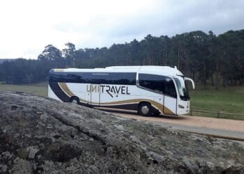 Los autobuses y los chóferes de esta nueva expedición serán de la empresa gipuzkoana Unitravel. Foto: Unitravel.