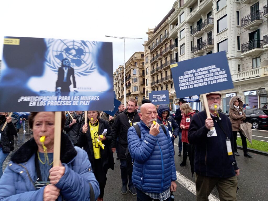 AI1 Amnistía Internacional pide en San Sebastián más protección para las mujeres en las guerras