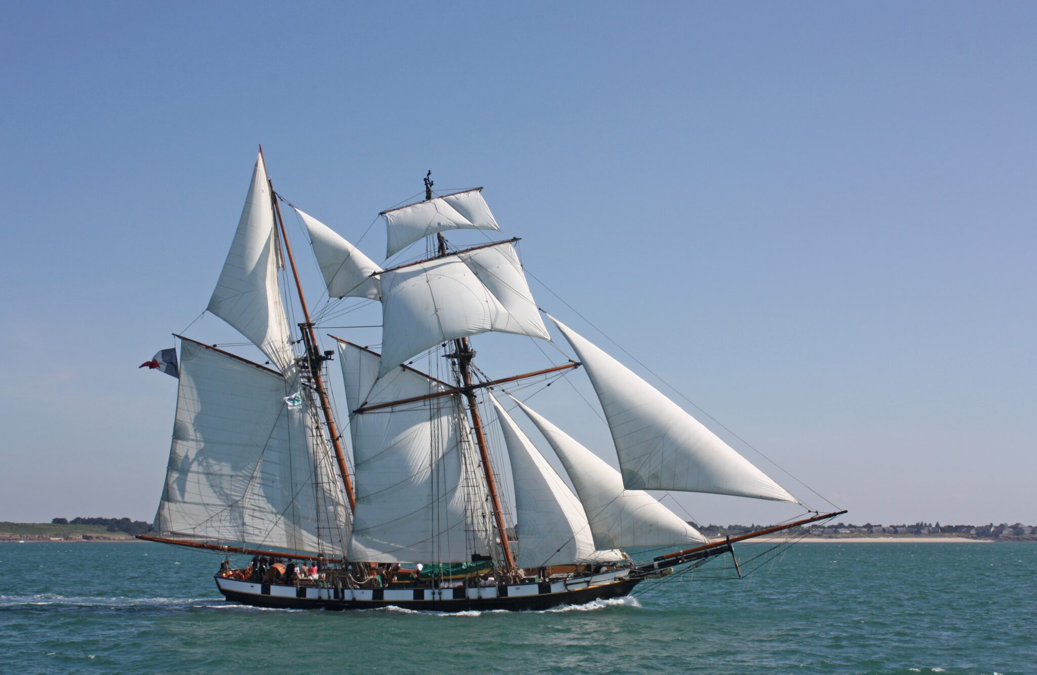 La Recouvrance Melanie Joubert Le Chasse Maree scaled La gran goleta 'la Recouvrance' recalará en el Pasaia Itsas Festibala