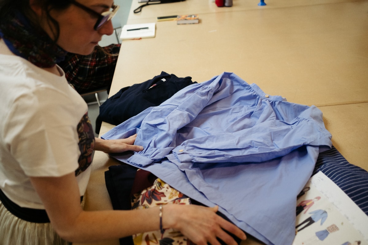 DSCF0399 Kutxa Kultur Moda ultima los detalles para el gran desfile en San Telmo