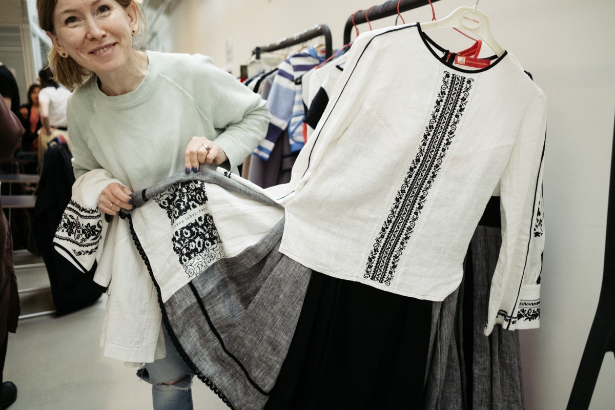 DSCF0434 Kutxa Kultur Moda ultima los detalles para el gran desfile en San Telmo