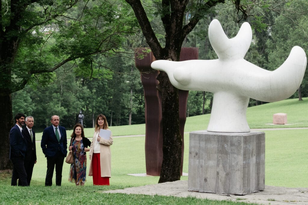 DSCF1270 Chillida Leku abre al público 'Miró en Zabalaga', un homenaje al artista catalán