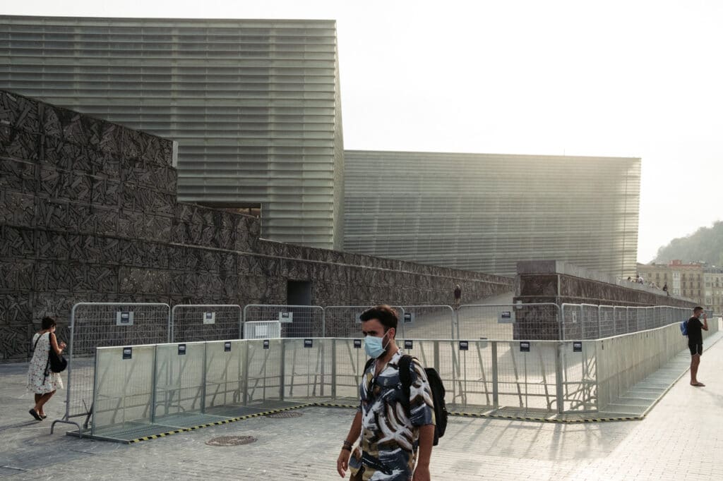 DSCF2482 La Zurriola y el placer surfista