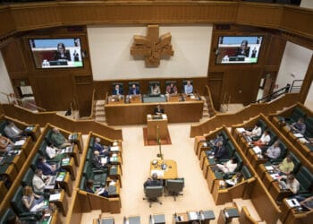 Archivo. Imagen de un pleno en el Parlamento Vasco. Foto: Gobierno vasco
