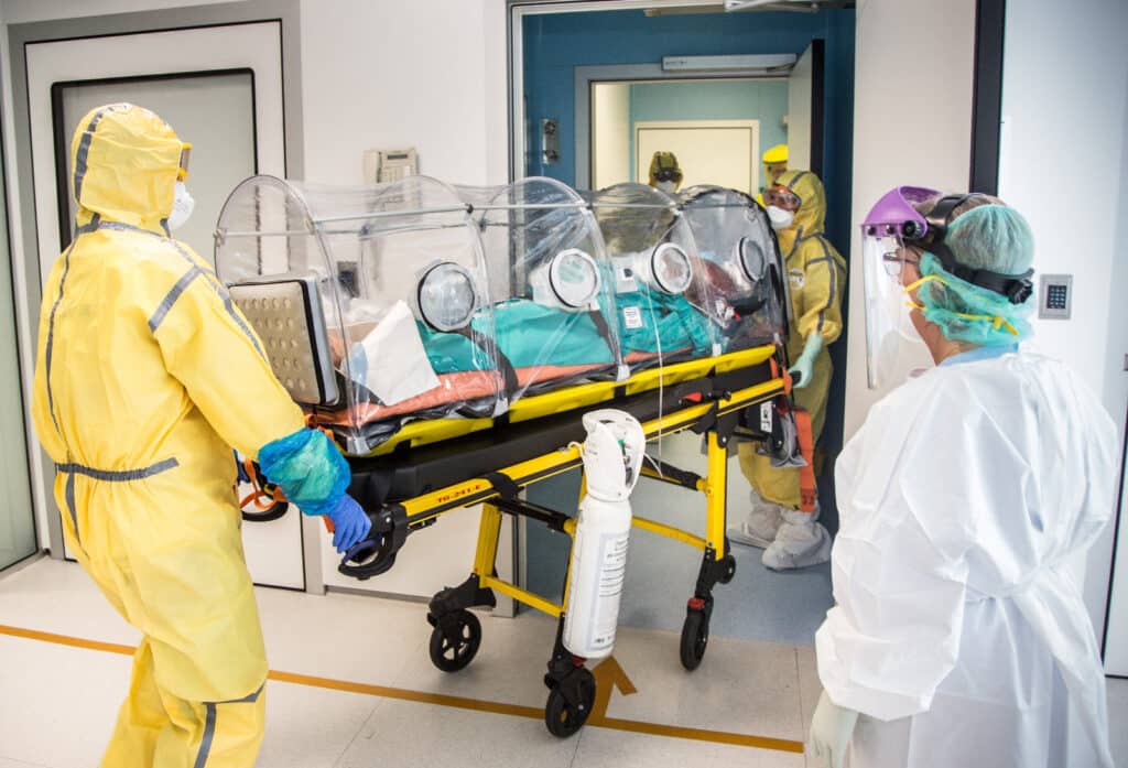 fiebre Acogido en el Hospital Donostia un enfermo con fiebre de Crimea-Congo