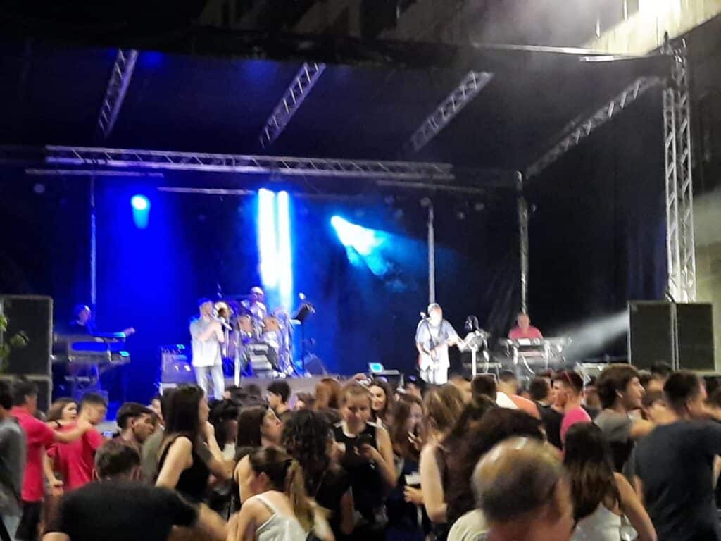 fiesta Azpeitia Dos mujeres atendidas por sufrir pinchazos en las fiestas de Azpeitia