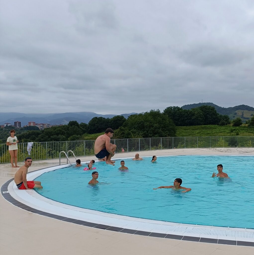 piscina altza donostia Unanimidad en la nueva piscina de Altza: “Es demasiado pequeña”