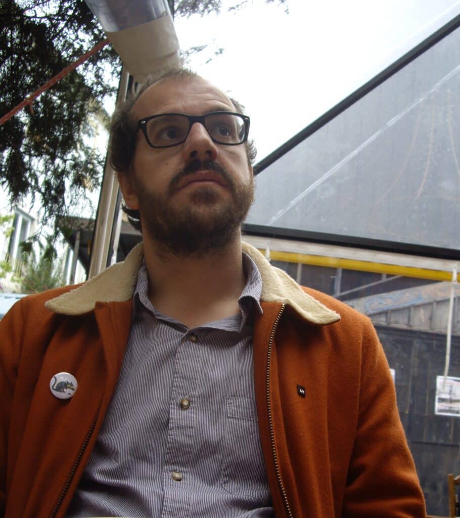 Gorka Calzada "La escritura convierte en algo bello la basura de nuestra mente"