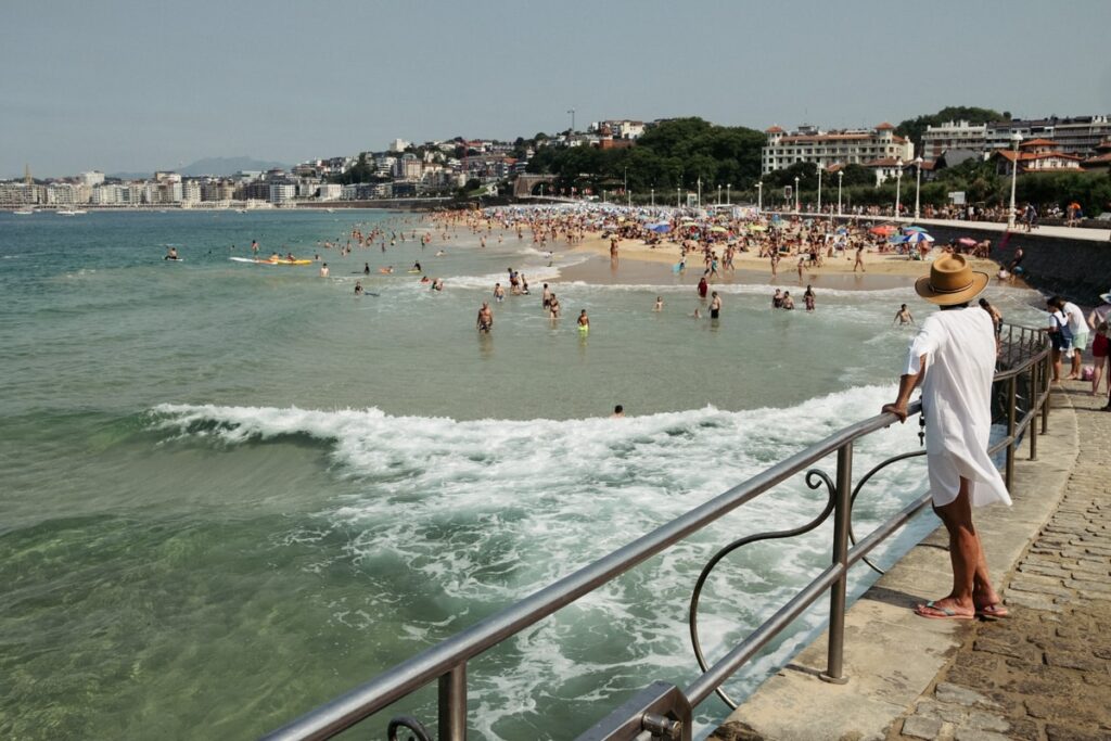 Ondarreta2022 Euskadi recibió en julio un 16% más de turistas que el mismo mes antes de la pandemia