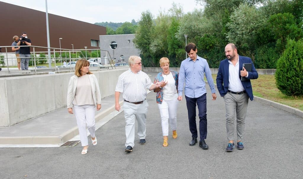 Visita a Aduna El Gobierno vasco pide "flexibilidad" para el ahorro energético