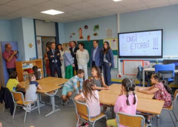 Imagen del mes pasado en el Inicio del curso escolar en el colegio de Intxaurrondo. Foto: Gobierno vasco